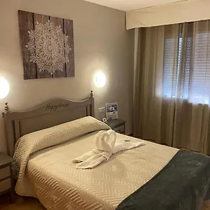 Virgen Del Rocio Ii Guest house