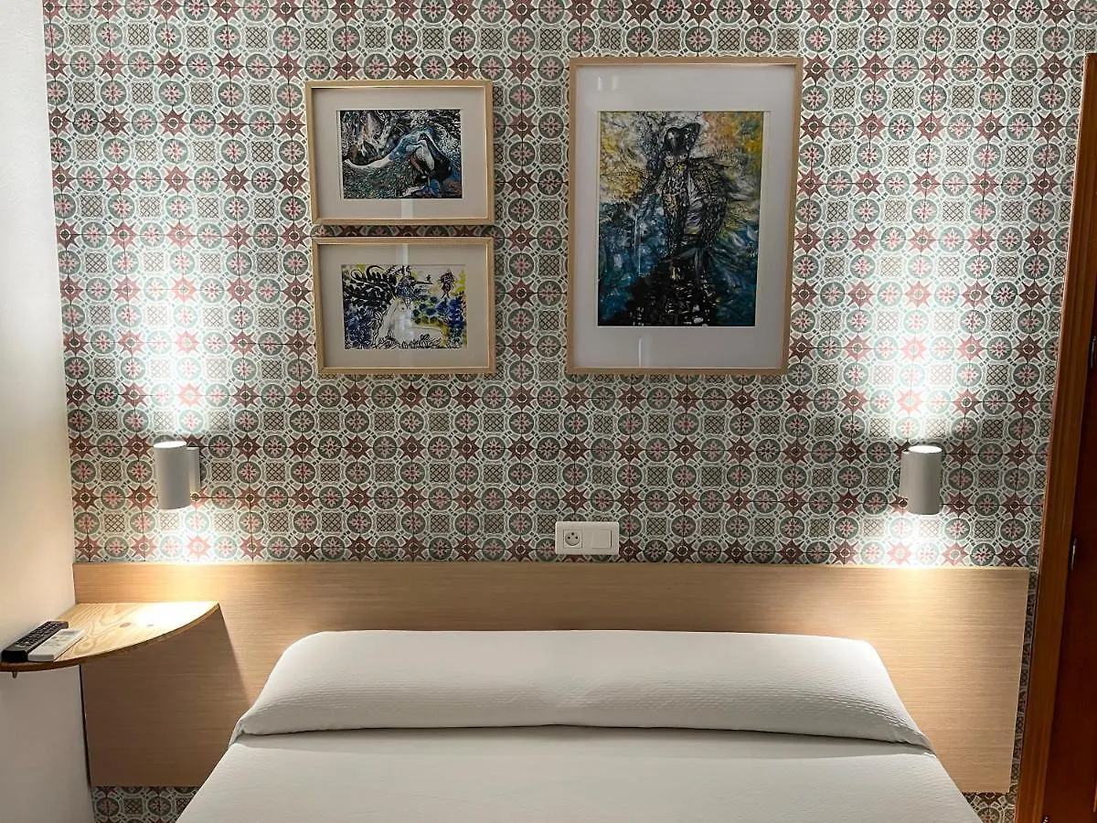 Beatriz Charming Hostal Torremolinos