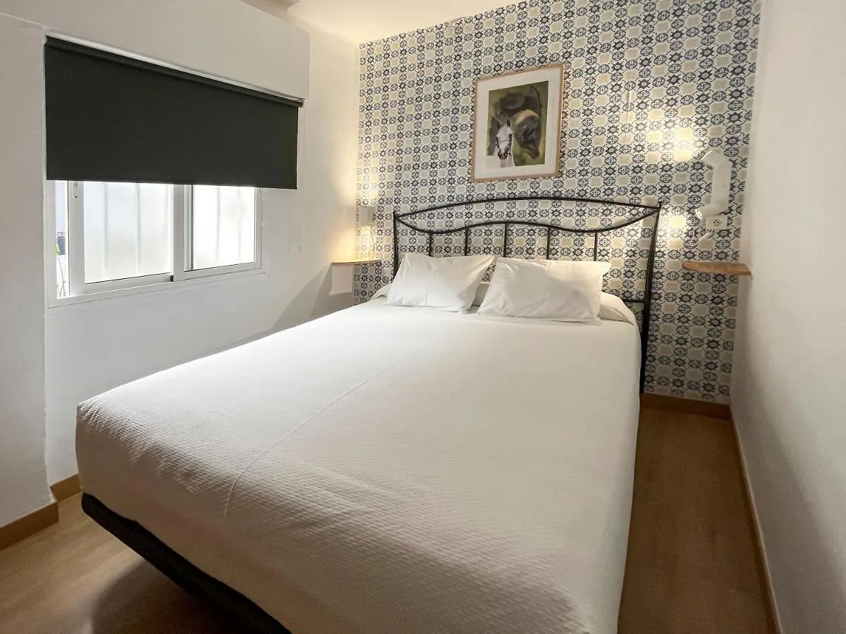 Beatriz Charming Hostal Torremolinos